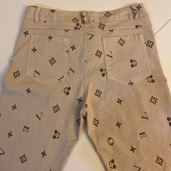 GiGi Moda Women's Skinny Denim Stretch Pant Printed Logo Sz Large (32Wx29L) - Picture 4 of 6